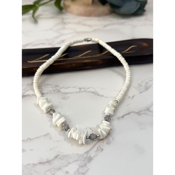 Vintage Puka Shell & Glass  Choker Necklace - Picture 2 of 5